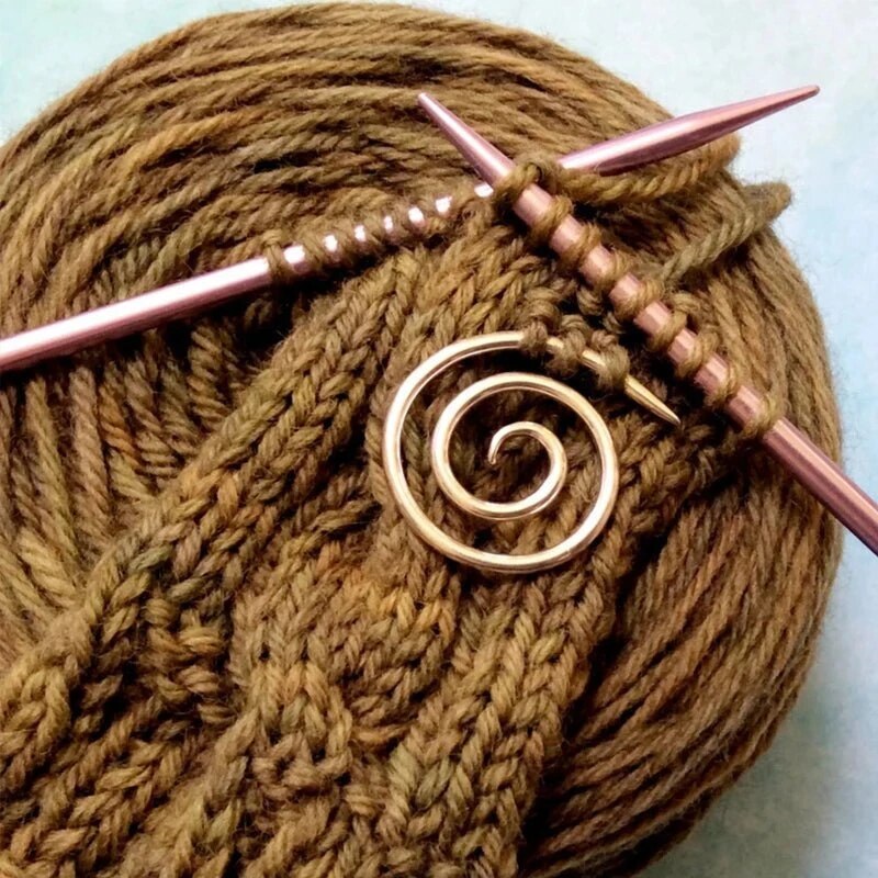 Spiral Cable Needle – Handstitched Life